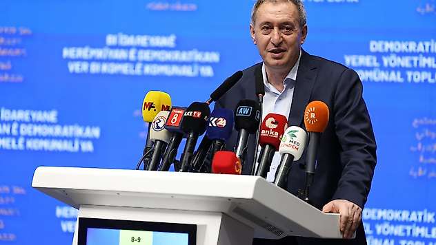 DEM Parti Eş Genel Başkanı ve Siirt Milletvekili Tuncer Bakırhan: Çerçeve Yasa Yeni Bir Dönemin Eşiğidir