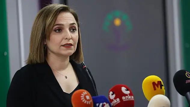 DEM Parti Sözcüsü, İmralı'ya Gidecek Üyesi Açıklandı! Komisyonun İmralı'ya Gidip Gitmeyeceği Yarınki Toplantıda Netleşecek