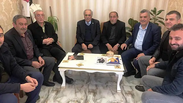 DEMİRKIRAN 'HALKIMIZ HİZMET İSTİYOR'