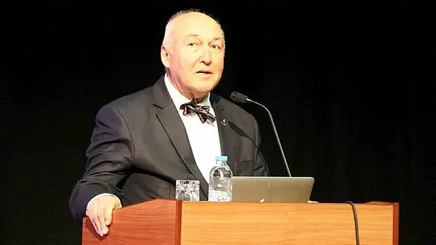 Deprem Uzmanı Prof. Dr. Ahmet Ercan 'Daha Büyük Deprem Beklemiyoruz'
