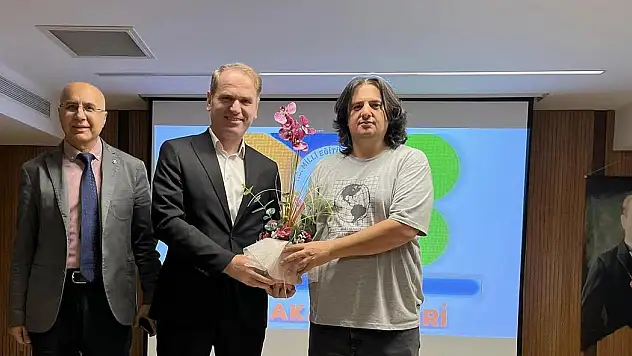 DEVA Partili Ergen: 'Türkiye İçin Güçlü Bir İlk Adım Yapay Zekâ Eylem Planı Olmalı