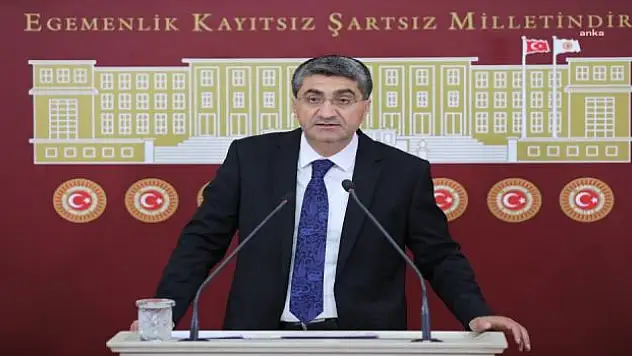 DEVA Partili Mersin Milletvekili Hemşehrimiz M.Emin Ekmen'den Tarım Bakanı Yumaklı'ya:  'Narenciye, Çözüm Bekliyor'