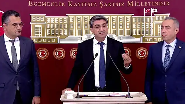 DEVA Partisi Sözcüsü Şahin: 'Erdoğan'ın dikkatini çekmek uğruna ülkenin demokratik kurumları ve teamüllerini yok etmek demokrasimize ihanettir'