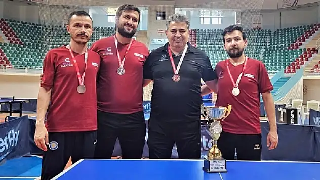 Dicle Elektrik, Masa Tenisi Kuruluşlar Ligi'nde İkinci Oldu