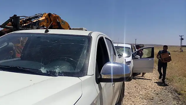 Dicle Elektrik Saha Ekipleri Diyarbakır'da Taşlı Saldırıya Uğradı