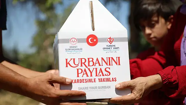 Din Görevlilerinden Diyanet Vakfına  Vekaleten Kurban Kestirme Bağışı