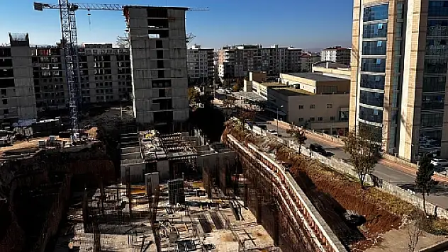 Diyaeddin Temiz: Siirt Gri Bir Gelin!