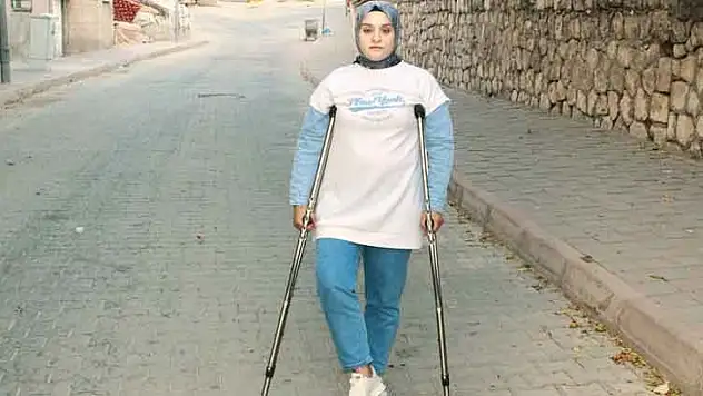 Diz Ağrısıyla Gitti, Sakat Kaldı: Bahar'ın Adalet ve Umut Mücadelesi