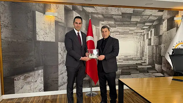Doğru Yol Partisi Genel Başkanı Cenk Küpeli'den Siirt TSO Başkanı Güven Kuzu'ya Ziyaret