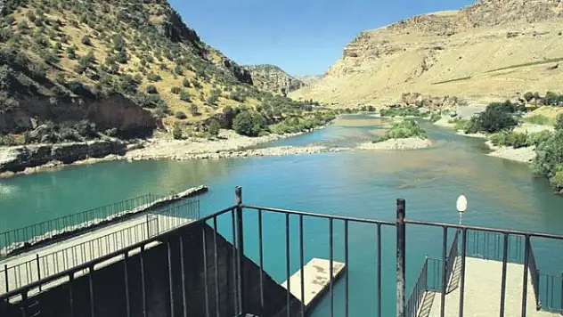 Dört Tarafı Sularla Çevrili Siirt'in Su Sorunu Devam Ediyor!