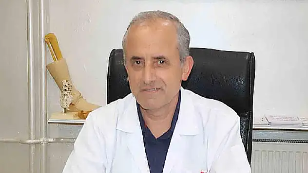 Dr.Nihat Gezgin, Total Kalça Protezi Hakkında Bilgilendirdi