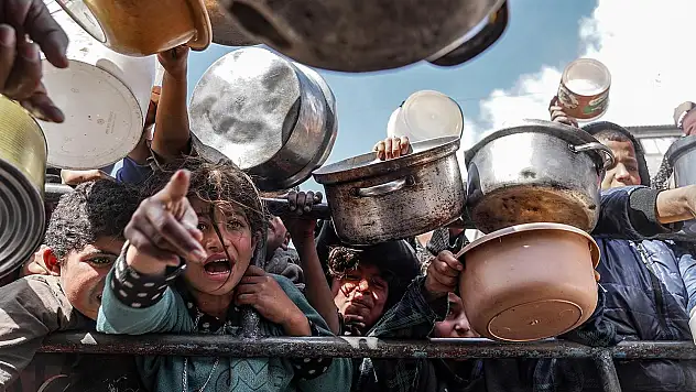 DSÖ: Gazze'de Açlık Felaketi Derinleşiyor — Ölümler Alarm Veriyor