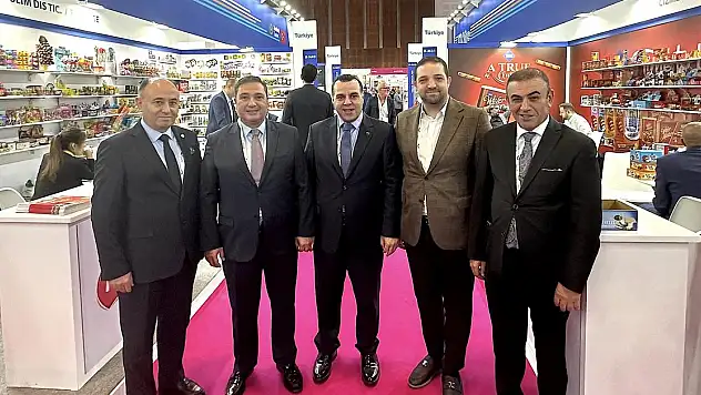 Dubai'deki 4 Fuara Türkiye'den 137 İhracatçı Katıldı