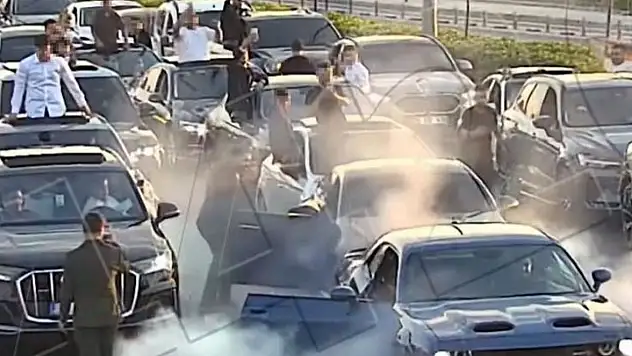 Düğün Konvoyunda Yolu Kapatanlara Ağır Ceza: 695 Bin TL Ceza Kesildi, Gözler Siirt'te