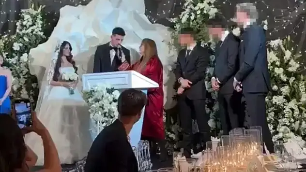 Dünyaevine giren Samet Akaydın'ın nikah şahitleri Fenerbahçelileri kızdırdı