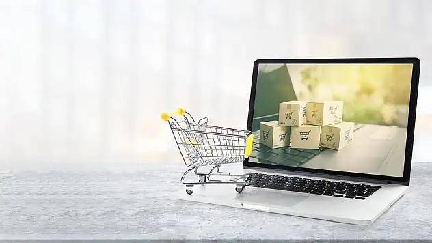  E-ticarette Son Çeyrek Beklentisi: 1.3 Trilyon TL!