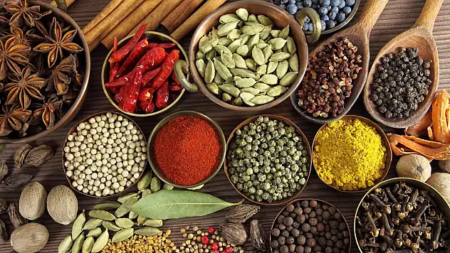 Ege İhracatçı Birlikleri'nden Nisan ayında 1 milyar 360 milyon dolarlık ihracat