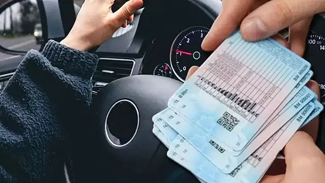 Ehliyet sahiplerini ilgilendiren yeni düzenleme: Ticari sürücülerde yaş sınırı uzatıldı