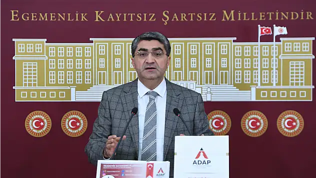 Ekmen:Akademik Personel Ücretlerde İyileştirme Bekliyor!