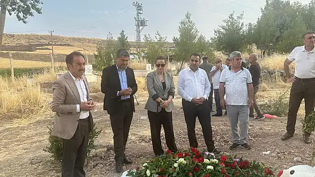 Ekmen'den Narin'in Mezarına Ziyaret