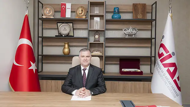 Enflasyon, Faiz, Döviz Artışı Ekonomiyi Bumerang Gibi Vuruyor