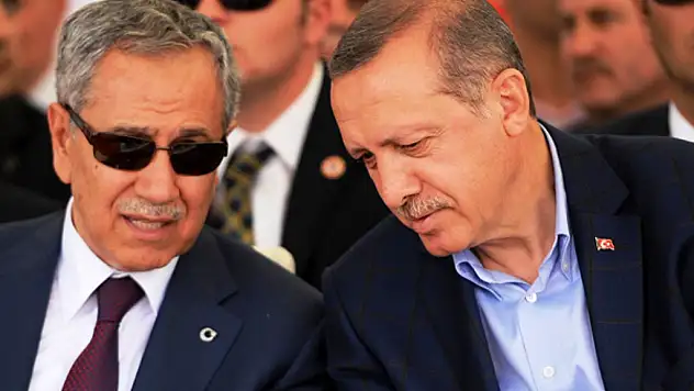 ERDOĞAN'DAN, ARINÇ'A TEPKİ: 'ARINÇ'IN 'KHK FACİADIR' SÖZÜNÜ ESEFLE KARŞILADIM