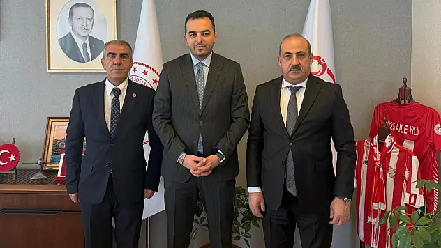 Eruh Belediye Başkanı Çiftçi'den Bakanlık Ziyareti