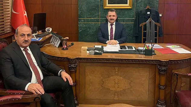 Eruh Belediye Başkanı Çiftçi'den Eski Kaymakam Levent Yazıcı'ya Ziyaret