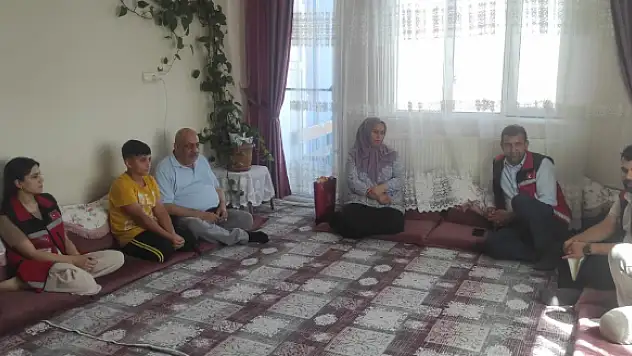 Eruh'ta Şehit Ailelerine Ziyaret