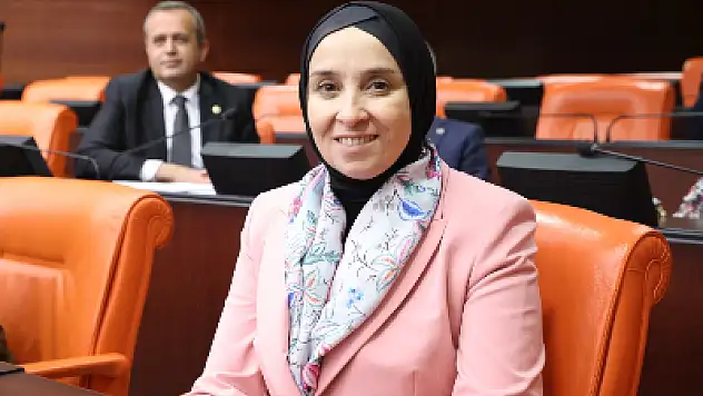 Esen'den Siyasilere 'Çocuk Hareketi' Çağrısı