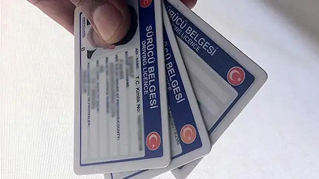 Eski Ehliyetleri Yenilemek İçin Son 2 Gün: Aksi Halde 7.438 Lira Ödenecek