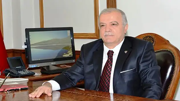 Eski Valilerimizden Necati Şentürk, Yaş Haddinden Emekli Oldu