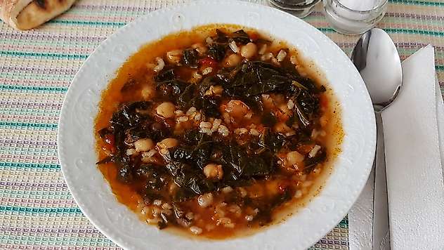 Et Yok, Süt Yok, Yoğurt Yok: Siirt'in Vegan Pırtike Çorbası Tarifi