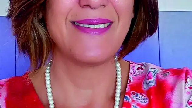 Fatma Seda Kıvanç: Yüzyıllar Öğretmenle Mümkün