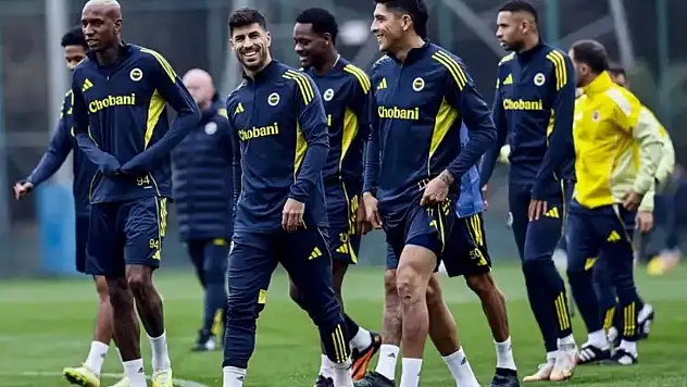 Fenerbahçe'nin Viktoria Plzen Maçı Kadrosu Açıklandı