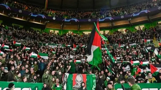 Filistin Bayrağı Açan Taraftarların Kombineleri İptal Edildi