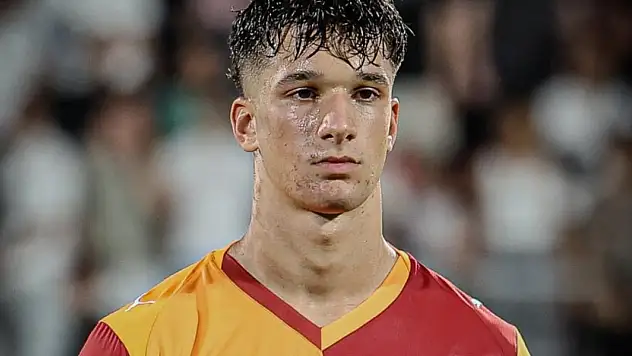 Galatasaray'dan Fenerbahçe'ye çok konuşulacak geçiş! İşte o transfer