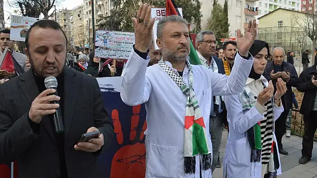 Gazze İçin 18 Haftadır Sabır ve Sebatla Devam Ediyorlar