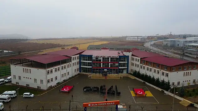 Geleceğin Yıldızları Burada Yetişiyor: Özel Siirt Bilim Teknik Koleji'nde Erken Kayıtlar Başladı