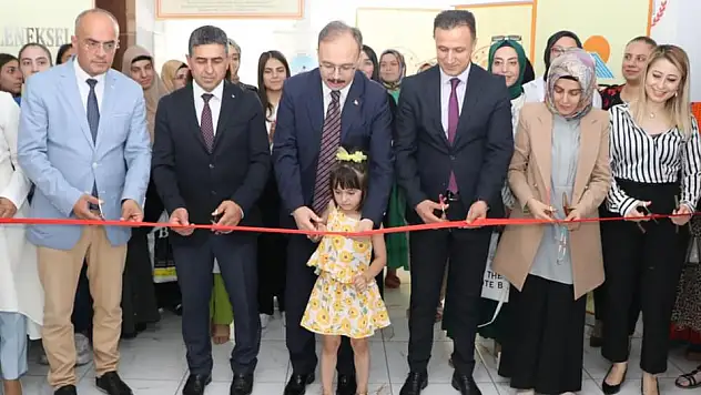 'Geleneksel Siirt Battaniyesi Dokumacılığı Atölyesi'nin Açılışı Yapıldı