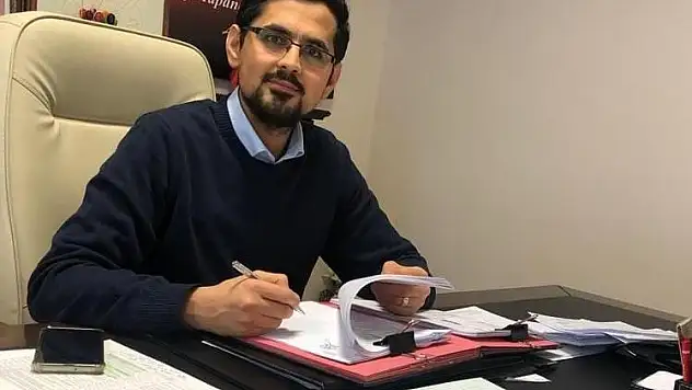 GENÇ HEMŞERİMİZ ERGENÇ, DOÇENT OLDU