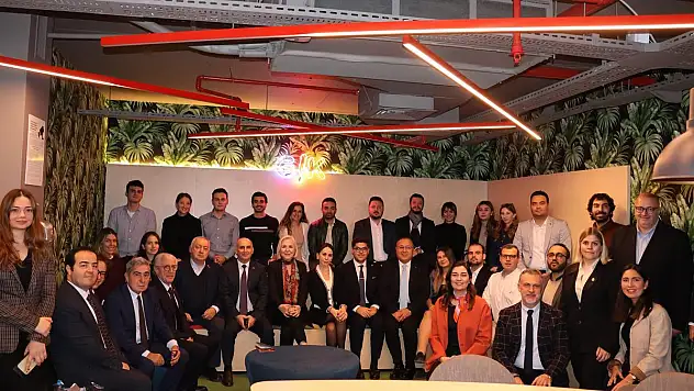 Genç İhracatçılar Konseyi Türkiye'ye Örnek Oldu