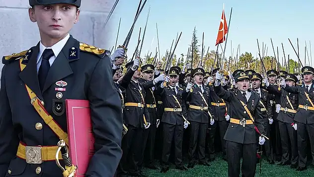 Genç Teğmenlerin Kılıçlı Yeminleri AK Parti'nin Gündeminden Düşmüyor!