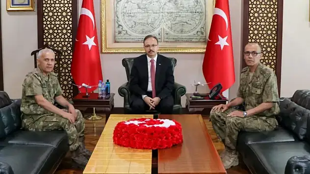 Generallerden Vali Dr.Kemal Kızılkaya'ya Ziyaret