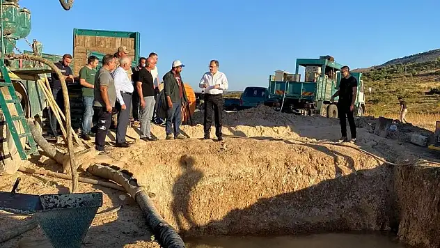 Gökçebağ'da Su Kaynakları İçin Sondaj Çalışmaları Devam Ediyor