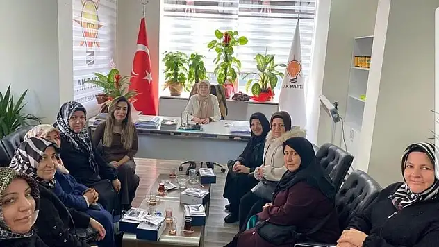 Gönüllü Kadınlar Olğaç İçin Kolları Sıvadı