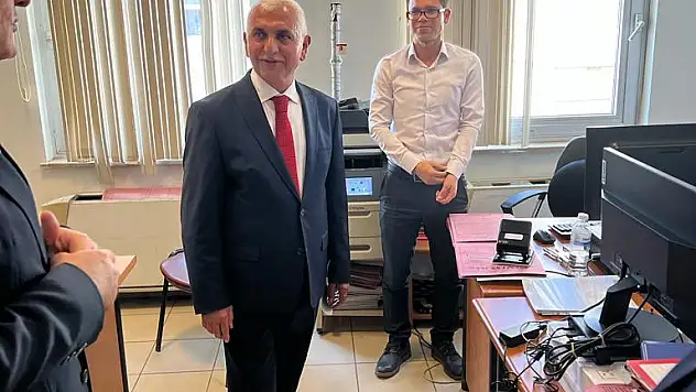 Gül, Adliye Sarayını Ziyaret Etti