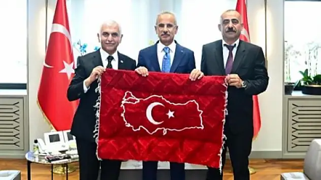 Gül ve Bayram'dan Ulaştırma Bakanı Uraloğlu'na Ziyaret