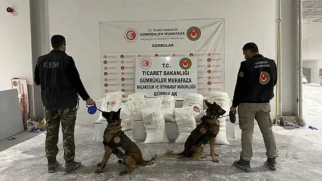 Gürbulak Sınır Kapısı'nda 4,5 Ton Uyuşturucu Ele Geçirildi