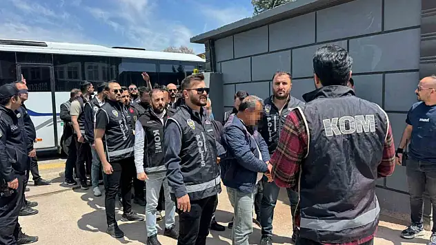 Halfeti Belediyesi Yolsuzluk Soruşturmasında 46 Kişi Adliyede Sevk Edildi
